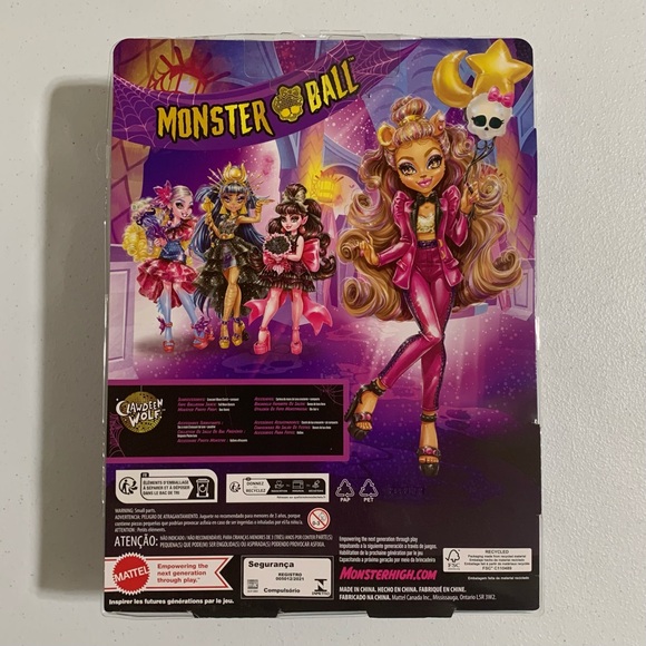 Monster High®: Clawdeen Wolf™ Fashion Doll in Monster Ball-New - Picture 6 of 9